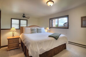 Loft Bedroom with Ensuite Bath