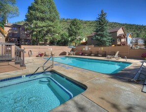 Ferringway Pool & Hot Tub Amenities