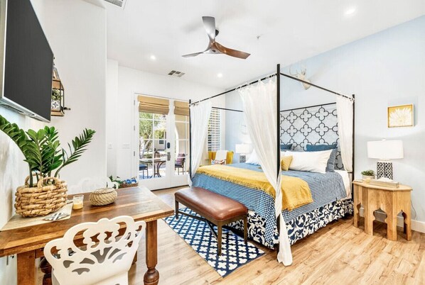Your ultimate romantic, Chic Desert Retreat awaits! Welcome to La Casita #2...