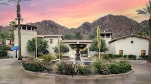 Welcome to “One Chic Desert Retreat” - luxury vacation rentals at Legacy Villas!