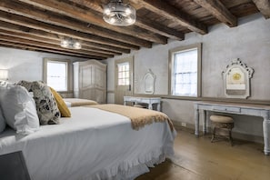 Double vanities to make getting ready for Downtown a breeze!
