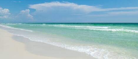 Discover the charm of Destin/Miramar Beach, a hidden gem, serene private beach with stunning white sands on Emerald Coast. Don't miss this chance for unparalleled beauty and tranquility!