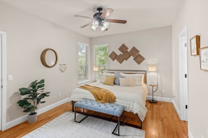 Master bedroom with king bed, en suite bathroom, private access to deck & 50" TV
