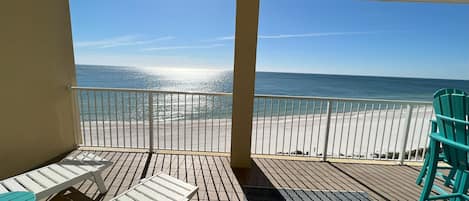 Huge Patio right on the beach!