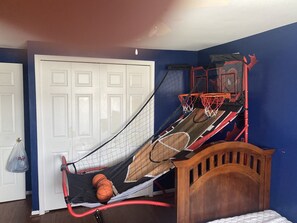 Spielezimmer