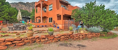 Sedona Vacation Rental | 2BR | 1BA | 2 Stories | Step-Free Access