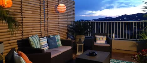 grande terrasse avec salon extérieur - 14 m2, niveau chambre et dressing