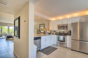 Kitchen | Fully Equipped