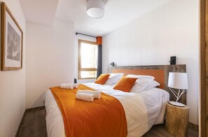 Drift to sleep in the bedroom. The Single beds can be pushed together.