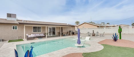 Lake Havasu City Vacation Rental | 3BR | 2BA | 1,320 Sq Ft | 1-Step Entry