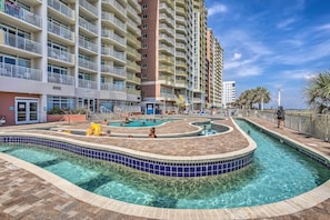 Resort Amenities | Lazy River