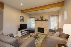Main Living Space - Gas Fireplace