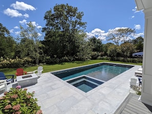 Custom designed 18'x39' salt-water gunite pool, including 8'x8' hot tub