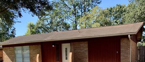 Neely-renovated home on a quiet tree-lined street in Old Town Katy.