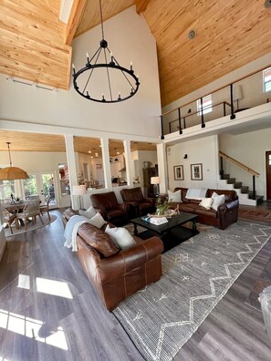 South View of Open Layout Living Area