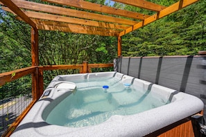 Bain à remous extérieur