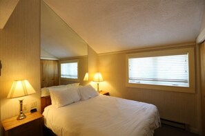 Upstairs Bedroom with Ensuite Full Bath in Waterville Valley Condo