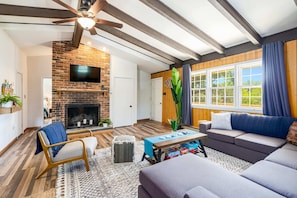 Bright and Spacious for your getaway
