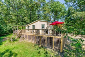 Large yard for all your outdoor activities