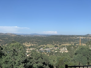 Lake Tulloch views!