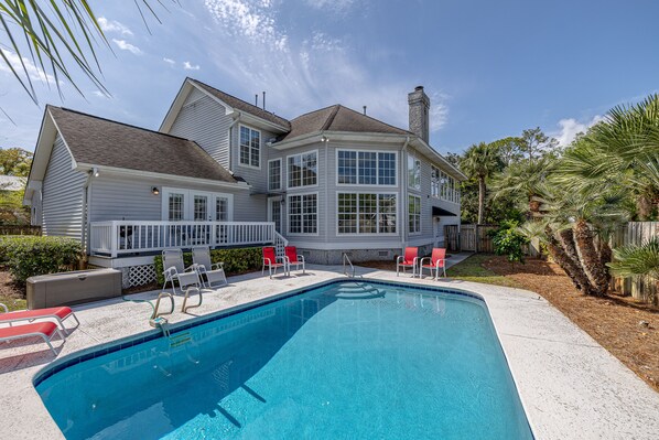 4326 10th Street - Coastal Life