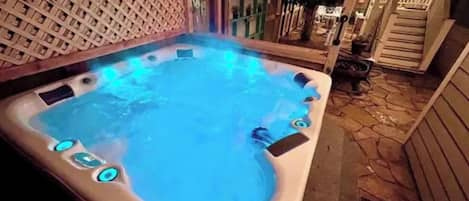 Hot tub with bio-magnetic therapy system. 