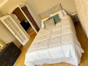 Bedroom #1