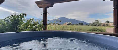 Hot tub with a view of the mountains