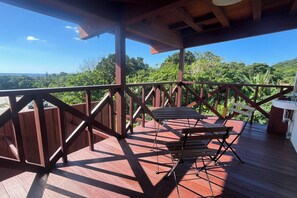 Front balcony overlooking the sea