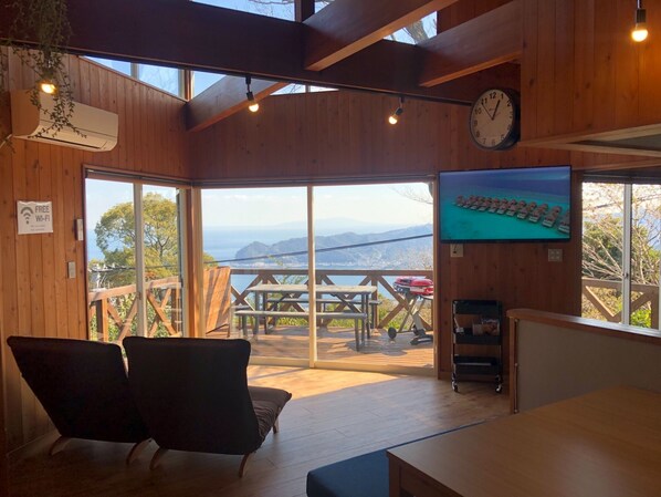 Living room overlooking the sea