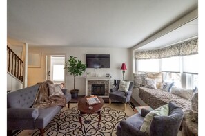 Very comfortable Living Room with a 55" Smart TV