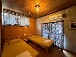 2nd floor twin room