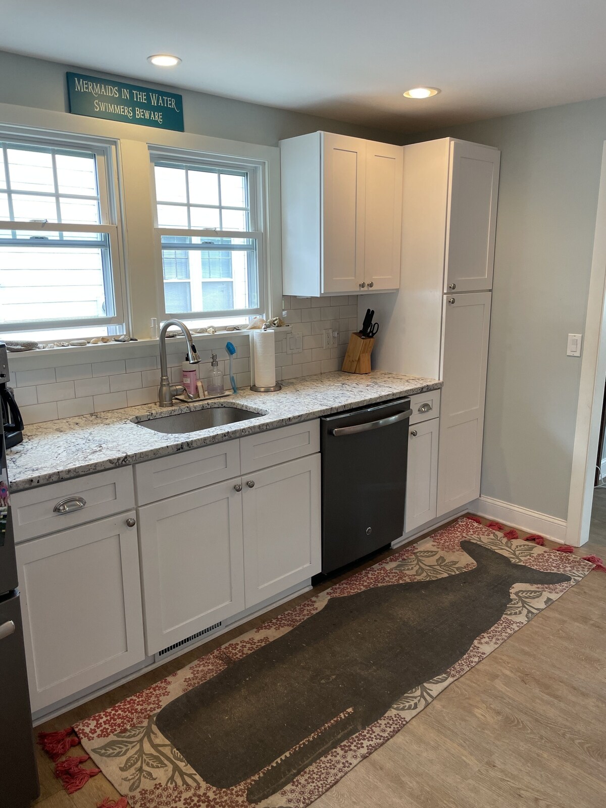 Perfect Beach House & Academic Rental: 3-Bedroom Home, just steps to Beach!