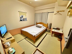 2nd floor guest room ①