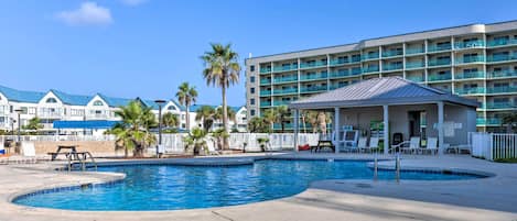 Gulf Shores Vacation Rental | 2BR | 2BA | 785 Sq Ft | Step-Free Access