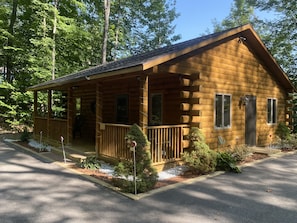 Moose Cabin is an authentic log cabin located in the heart of the White Mtns!!