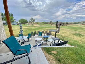 Back patio area and yard.