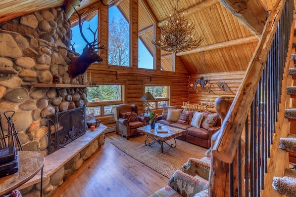 Joy Ridge Cabin