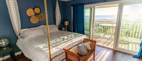 Oceanview King Bedroom