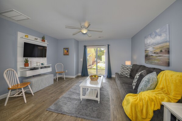 Welcome to Firebird Townhouse #12 located within walking distance to the beach.