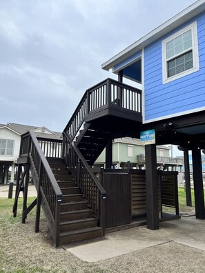 Solar lit stairs, Ring motion flood light & new outdoor shower w/ hot/cold water