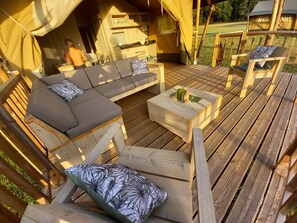 safari tent terrasse