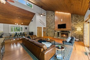Perfect for large groups and families