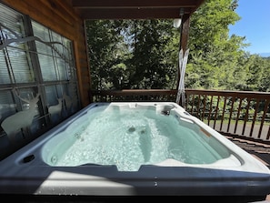 Bain à remous extérieur