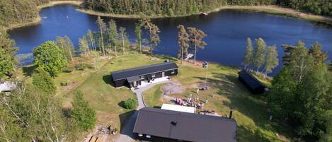 Gråbogården is beautifully located by the lake in nature