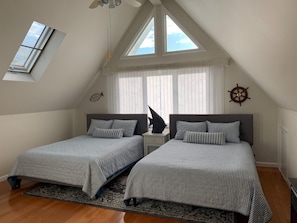 All Linens are Sanitized , Washed
2 Queen Beds
