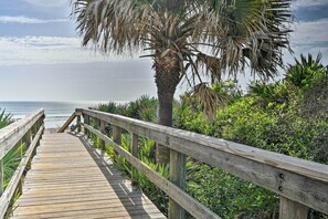 OceanWalk Condominiums | Boardwalk to New Smyrna Beach