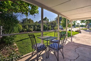 Covered Patio | Front Yard