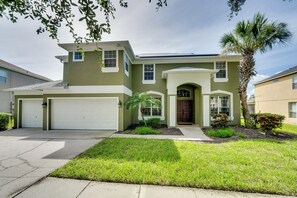 House Exterior | 3,717 Sq Ft