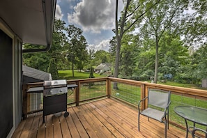 Deck | Stairs Required | Gas Grill